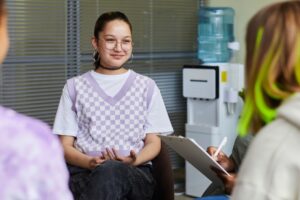 teen girl group therapy